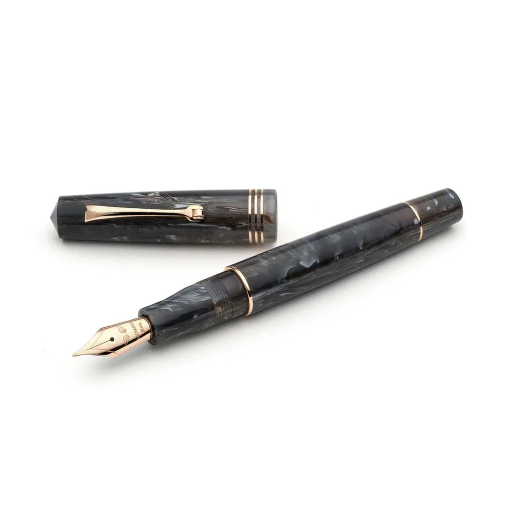 Leonardo Fountain Pen - Momento Zero (14K Gold) - Corno - Image 3